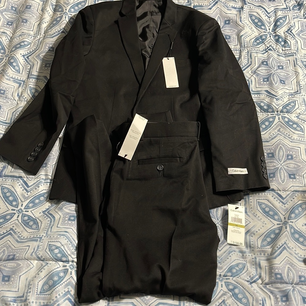 NWT boy’s Calvin Klein two piece suit 14 husky